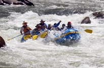 Rafting Blossom Bar on the Rogue River