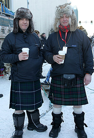 Iditarod Team Wattie McDonald Handlers