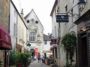 Beaune Lane