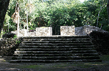 Oxtankah Plaza of the Columns Structure