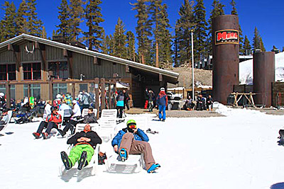 Mammoth skiing