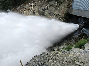 Enchantmentswater plume up close