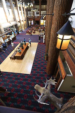 Glacier National Park Clacier Lodge lobby